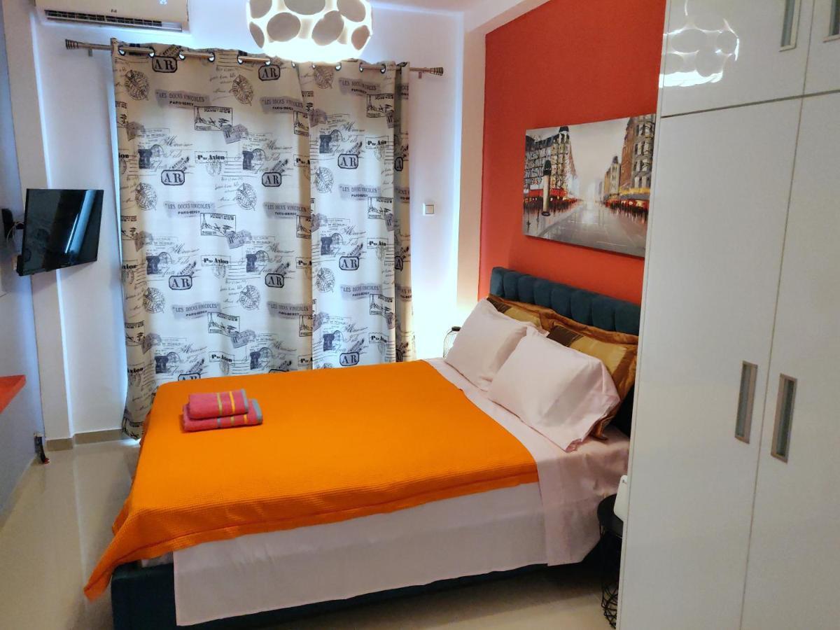 Ferienwohnung Luxury Studio In The Center Of Larissa Exterior foto