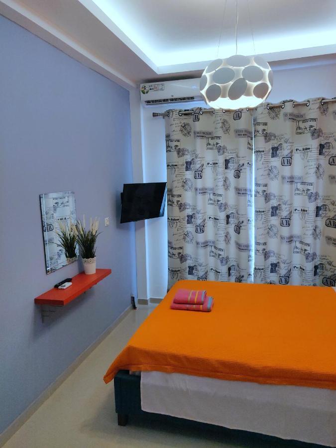Ferienwohnung Luxury Studio In The Center Of Larissa Exterior foto